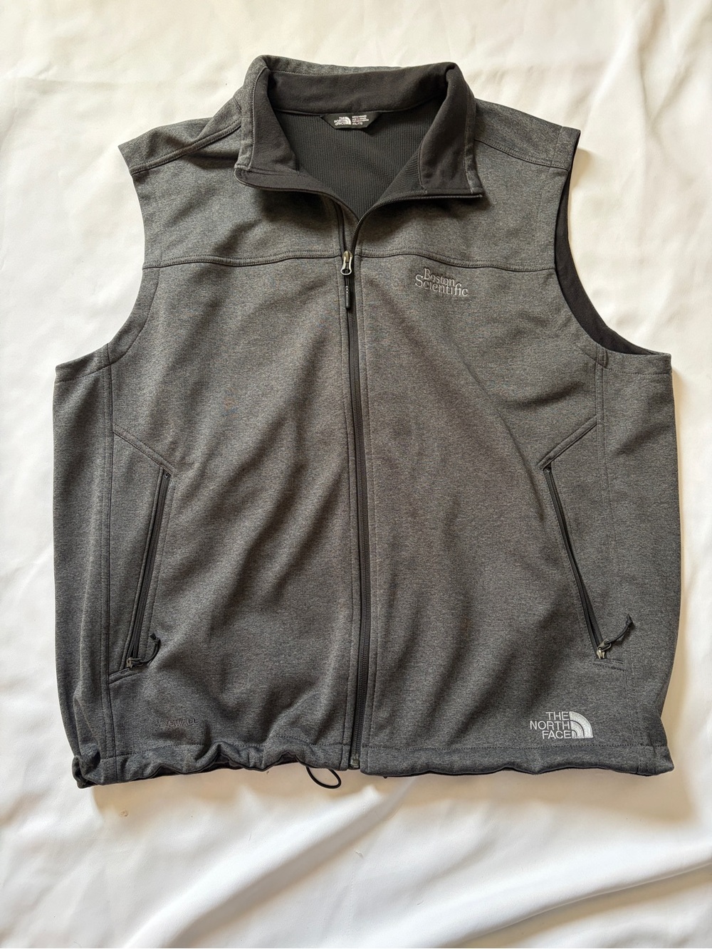 The North Face Men's Dark Gray Softshell Vest